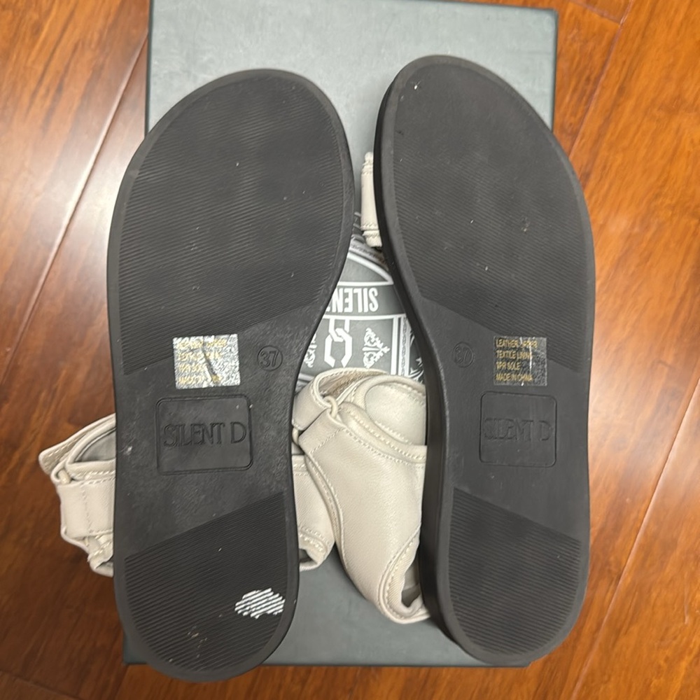 Anthropologie Silent D Sporty Sandals - image 6